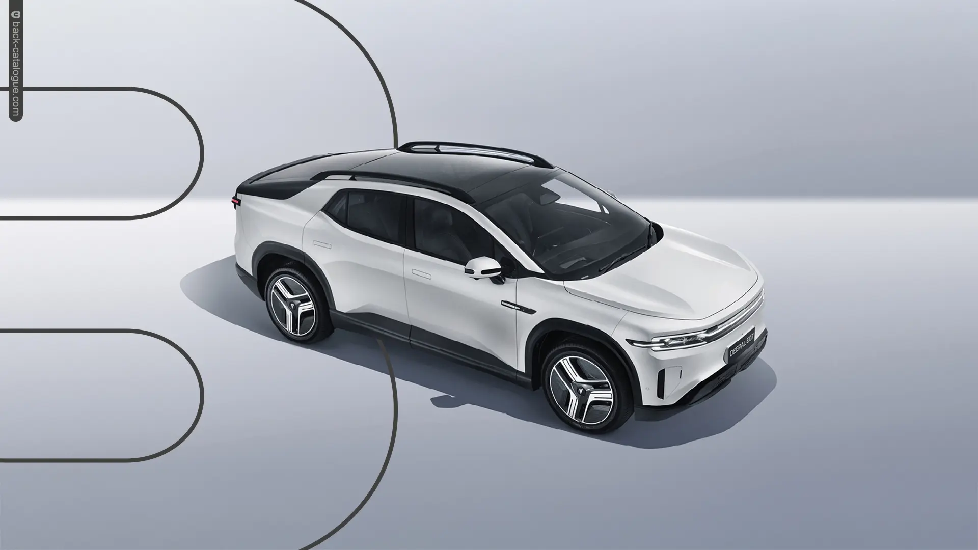2025-deepal-e07-rwd-white-car-back-catalogue