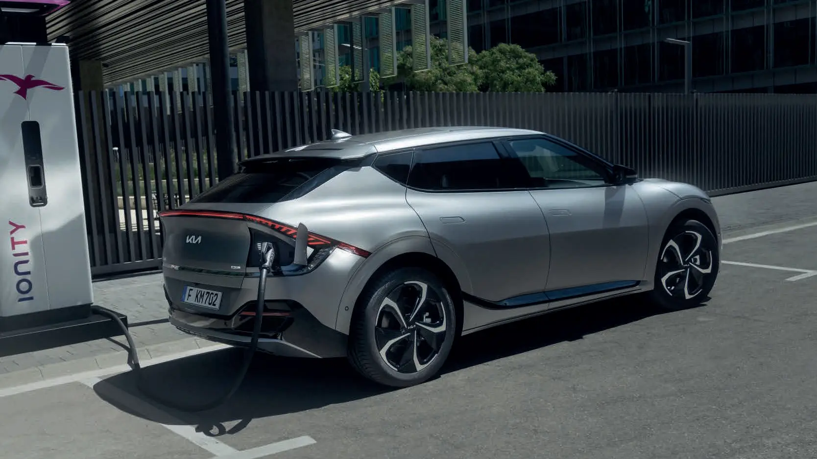 2022-kia-charging-car-back-catalogue-1