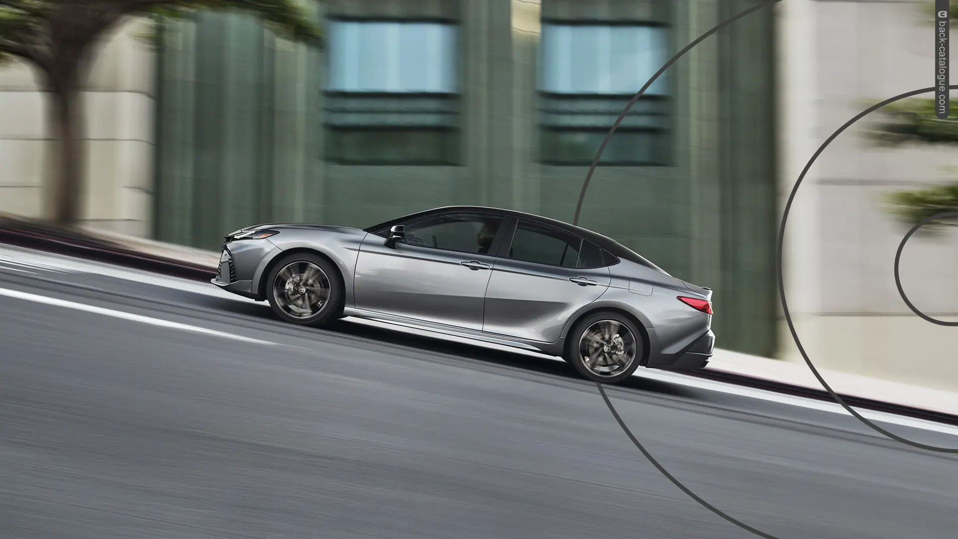 2026-toyota-camry-xse-side-car-back-catalogue